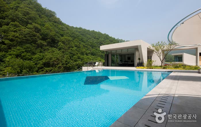 강원_유리트리트_부대시설 INFINITY POOL 3