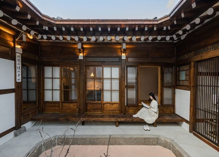 Hanok Stay Unnie house [Korea Quality] 한옥스테이 언니집 [한국관광 품질인증]