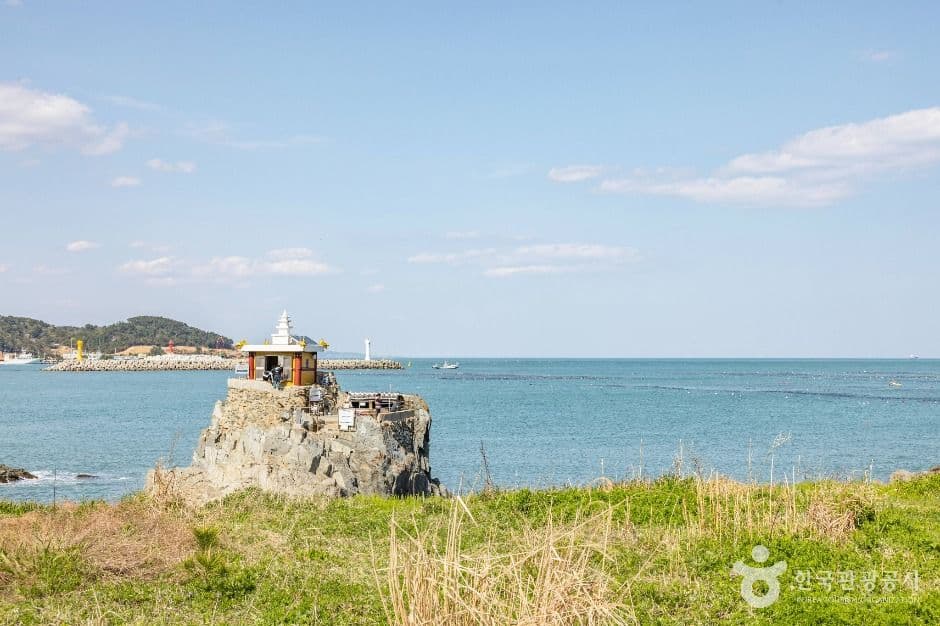 五侍利亞海岸步道(오시리아 해안산책로)