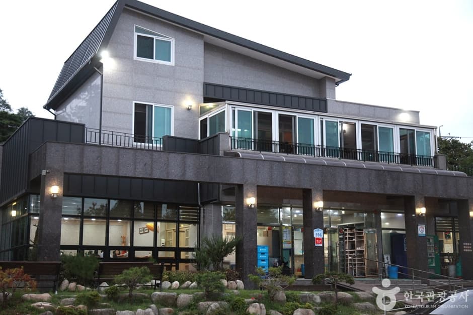 Buil Makguksu (부일막국수)