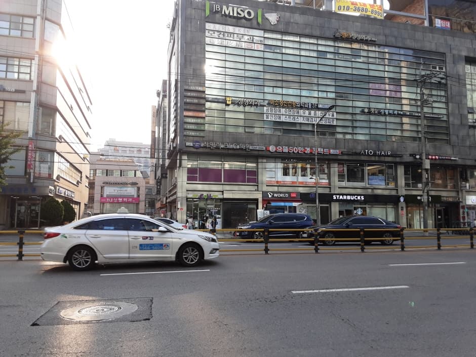 테일러성형외과의원