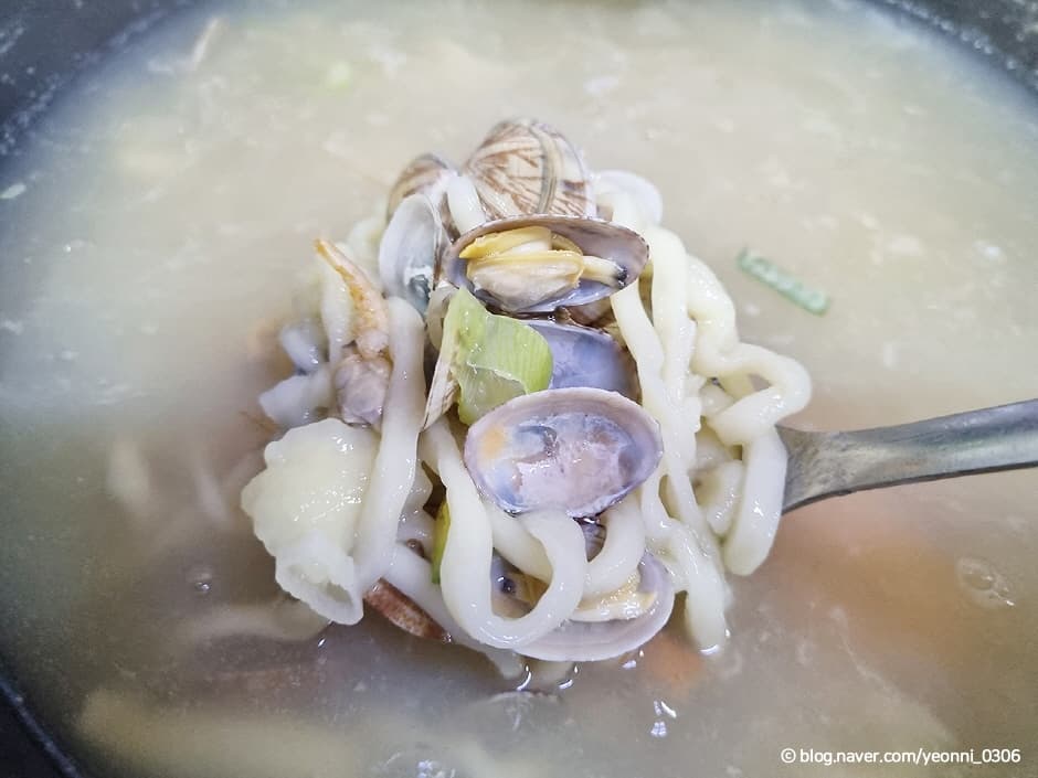 충남_보령시_제일해물칼국수_음식_2