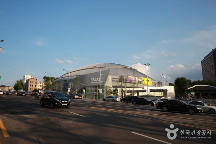 서울_중구_장충체육관_낮촬영01