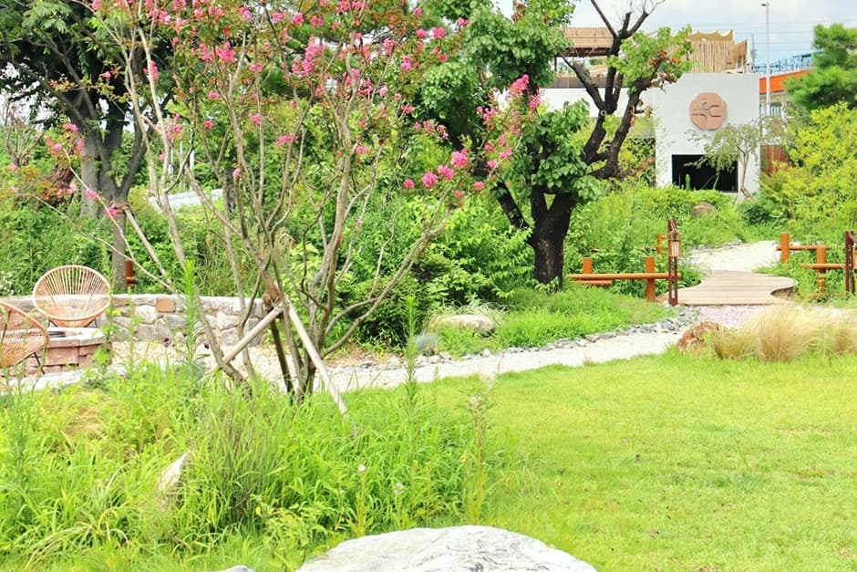 부산광역시_강서구_푸디1354_정원