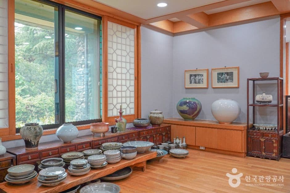 양산_신정희도예(신한균 사기장) (1)