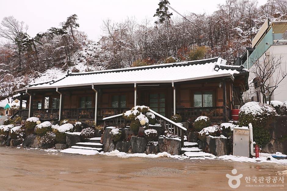 柿樹之家(감나무집)