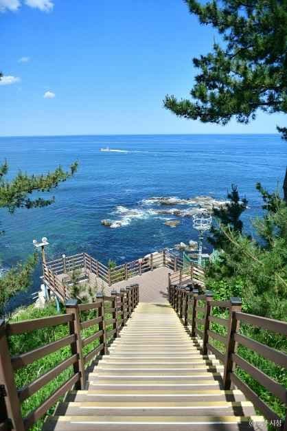 外瓮峙海邊(외옹치해변)