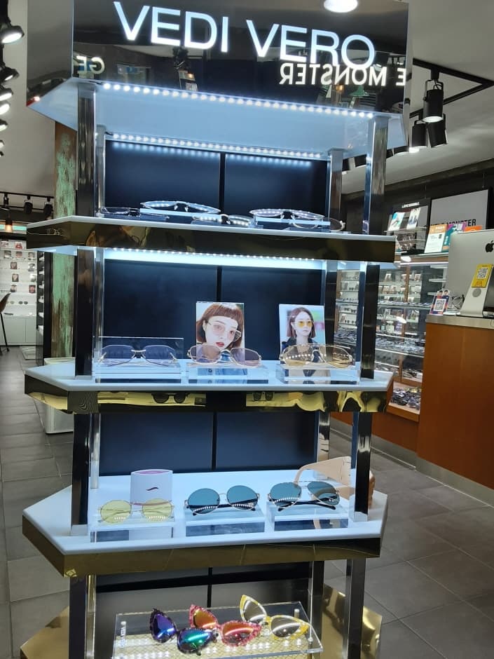 젠틀몬스터 제우스안경 명동(위탁)_4