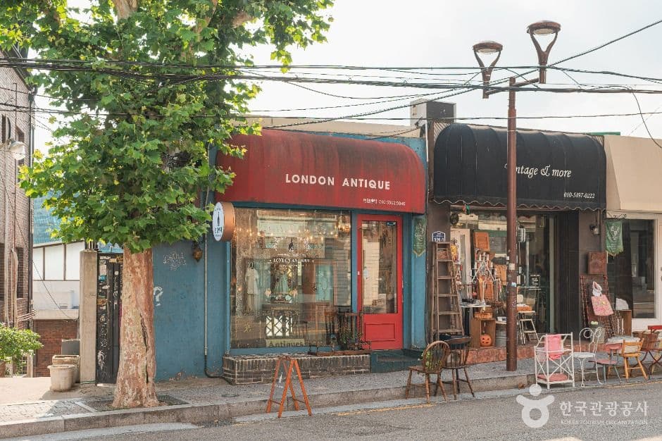 이태원 앤틱 가구 거리