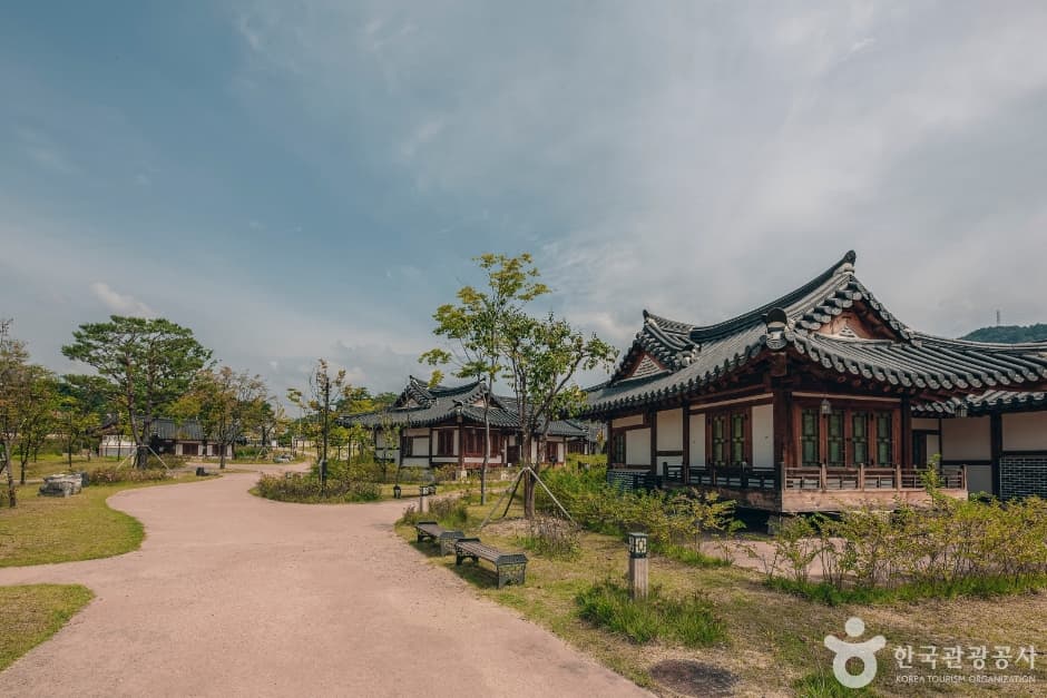 椒井行宫（초정행궁）