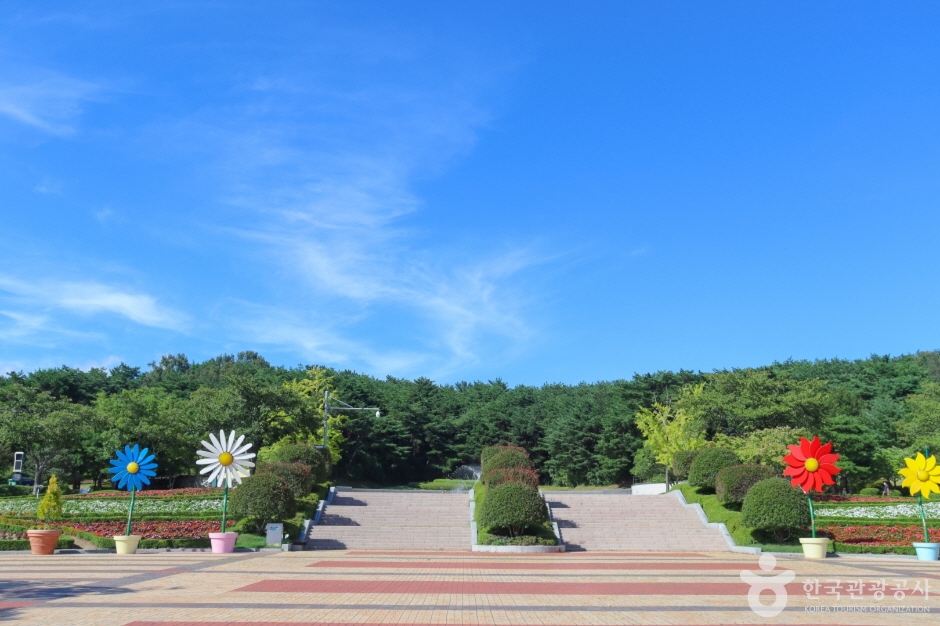 Большой парк отдыха в Ульсане (울산대공원)