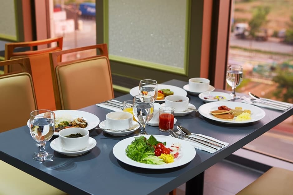 충북_청주시_H호텔세종시티_식당_2