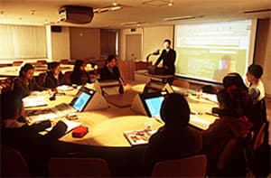 Языковой центр при Женском университете Ихва (이화여자대학교 언어교육원)