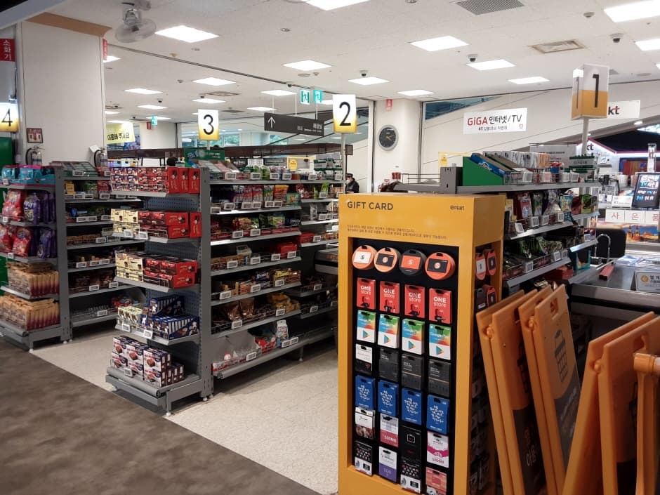 [事後免稅店] E-Mart (江陵店)(이마트 강릉)