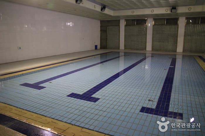 서초구민체육센터 수영장