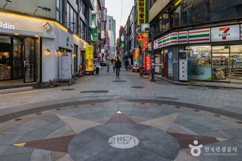 Calle Seomyeon 1-beonga (서면1번가)