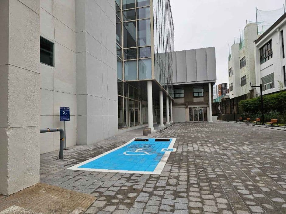 지상주차장_장애인주차면수1면 (2)