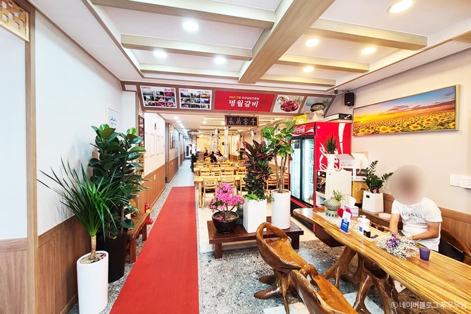 전라북도_군산시_명월갈비_내부_2