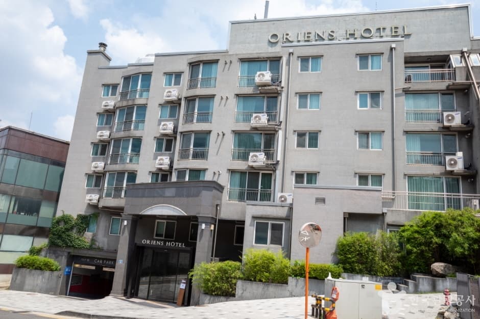 오리엔스호텔&레지던스(Oriens Hotel)