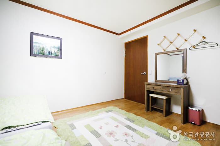 사진보정_부산_더파크게스트하우스_쿼트러플디럭스2