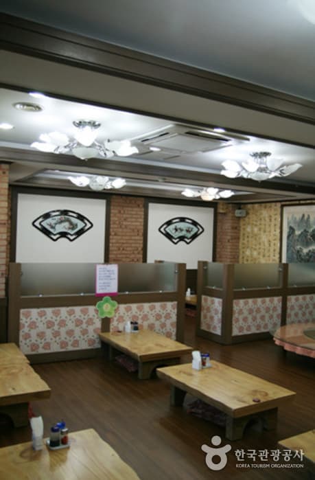 강원_춘천시_쟈스민_실내1