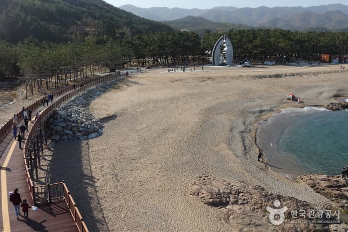 長沙海水浴場(장사해수욕장)