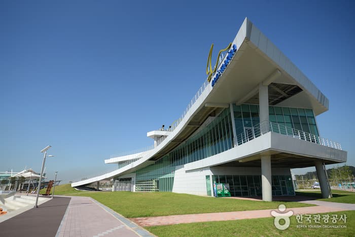 アラマリーナ海洋アカデミー(아라마리나 해양아카데미)