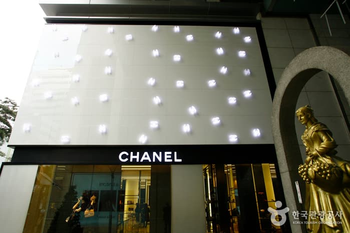 롯데백화점 명품관 에비뉴엘_3