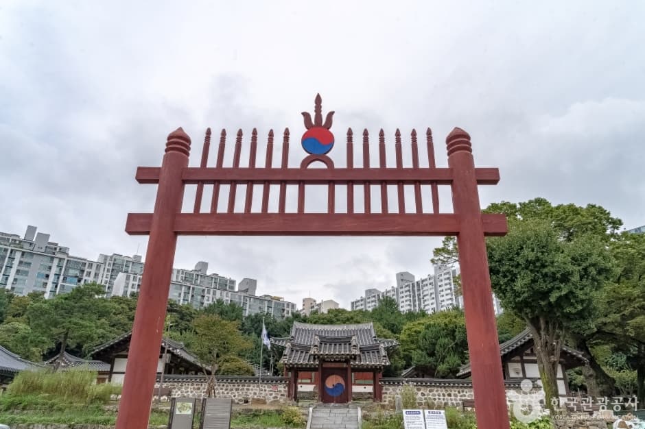 深谷書院(심곡서원)