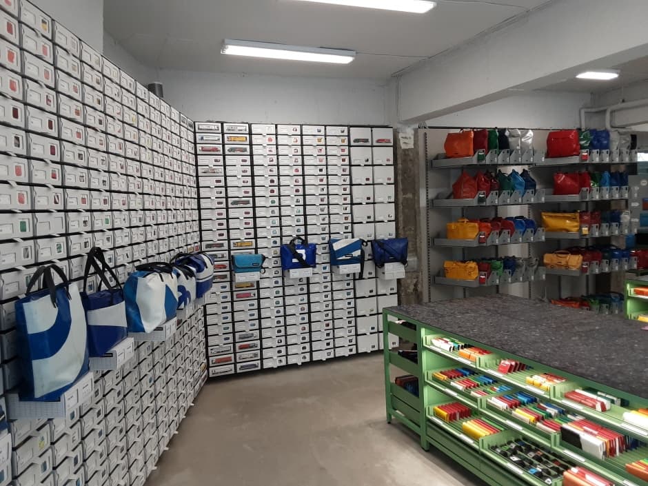 [事後免稅店] FREITAG (狎鷗亭店)(프라이탁 압구정)