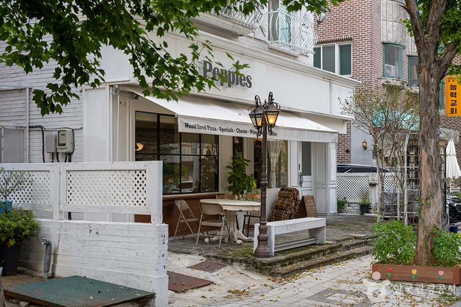 パムリダンギル(밤리단길)