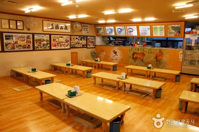 서울_종로구_궁나라냉면묵밥_전경_2