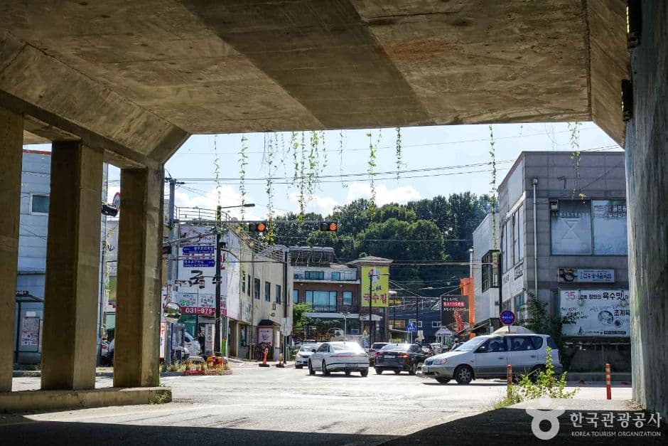 幸州山城グルメ村（행주산성먹거리촌）