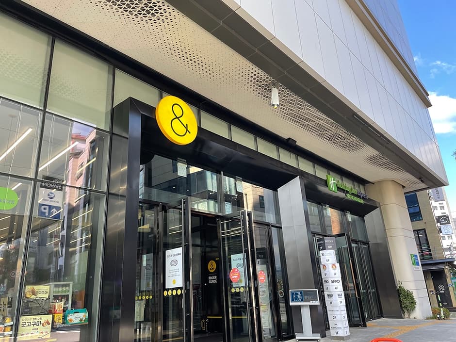 서울_마포구_AK_홍대_사진3