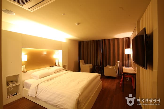 숙박_부산_해운대선셋호텔_스탠다드더블_1
