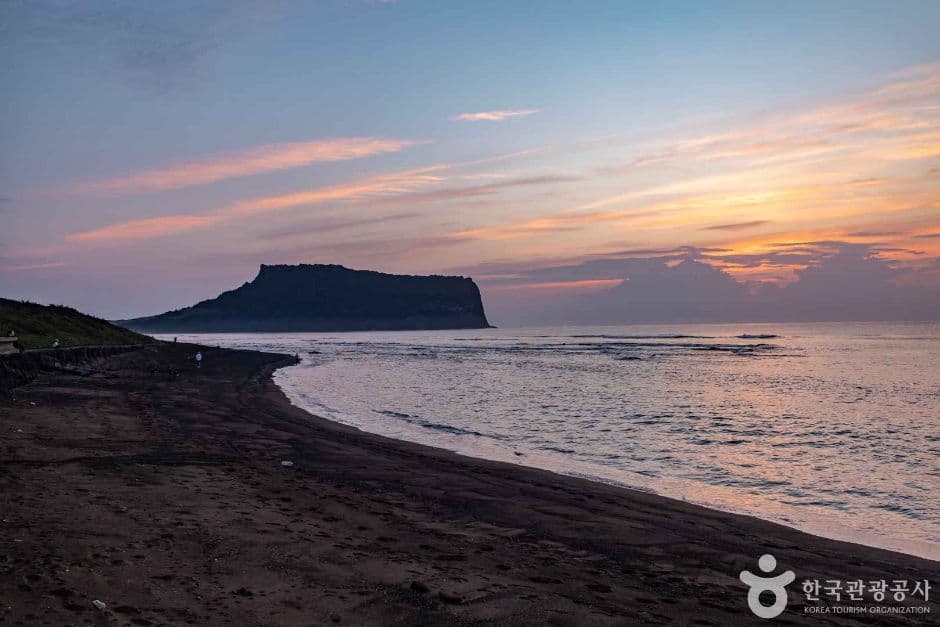クァンチギ海辺（광치기해변）
