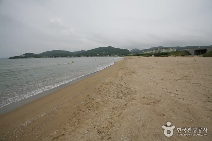 都丘海水浴場(도구 해수욕장)