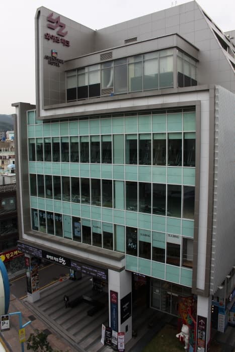 Y'Z PARK (와이즈파크)