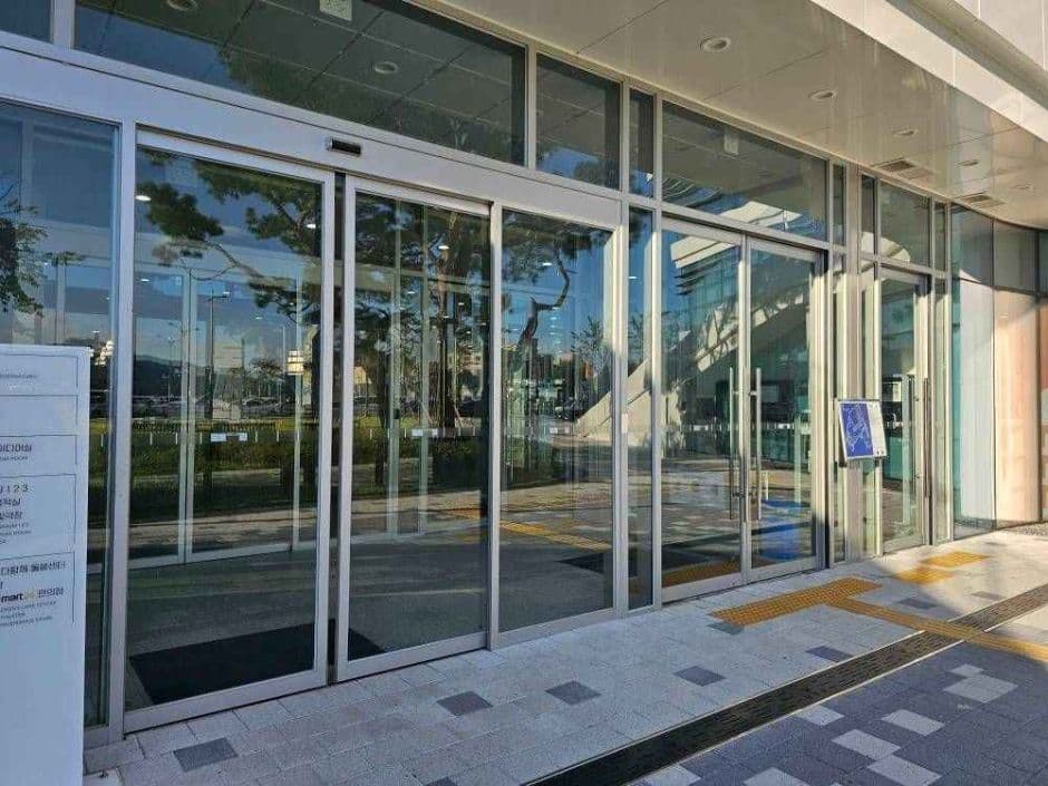 양평도서관_주출입구