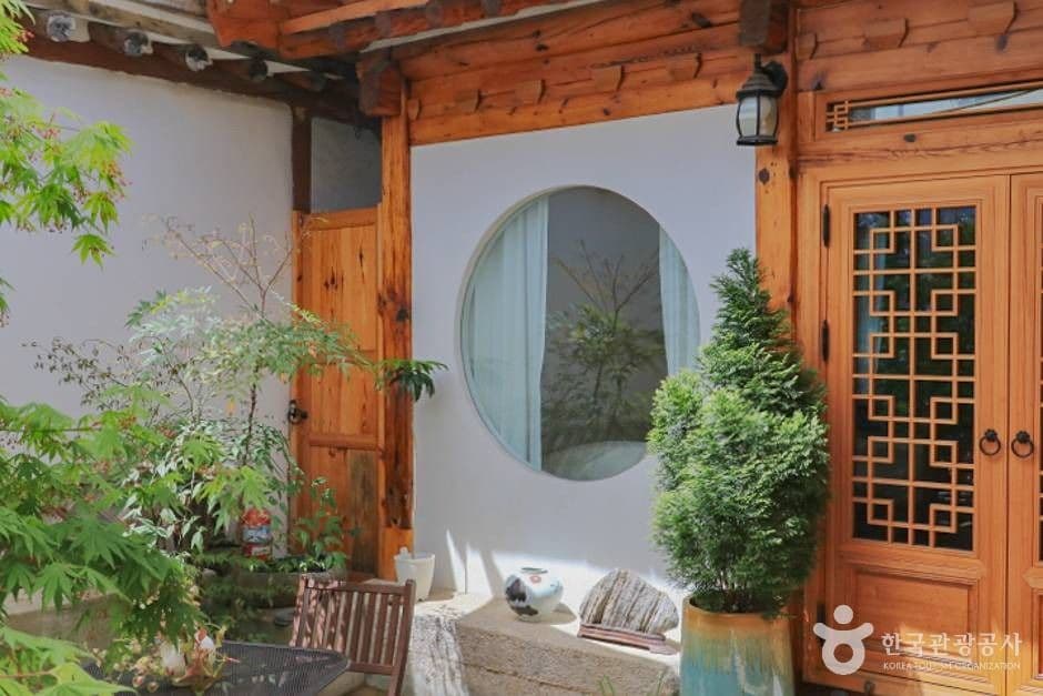 Space Moda[韩国旅游品质认证/Korea Quality]（스페이스 모다[한국관광 품질인증/Korea Quality]）