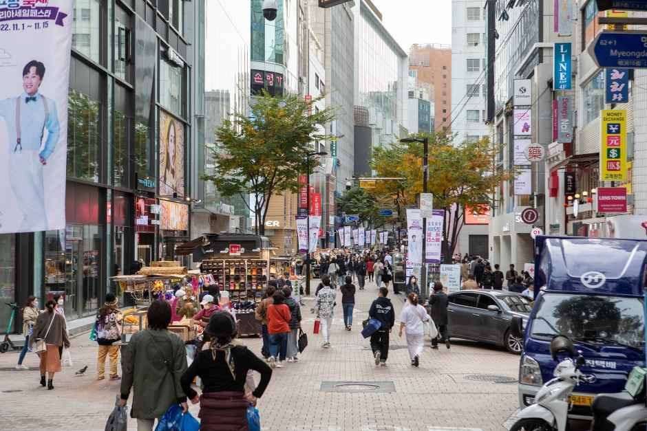 Myeongdong (명동)