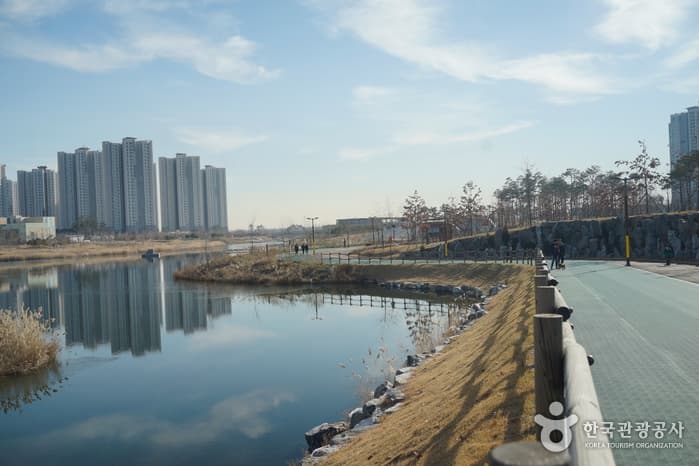 Parc du lac Jeongna (청라호수공원)