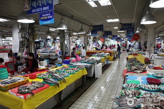 Mercado de Pescado de Jumunjin en Gangneung (강릉 주문진수산시장)