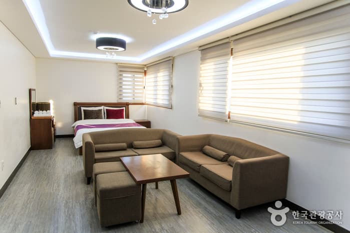숙박_제주_더세리호스텔_C타입객실2