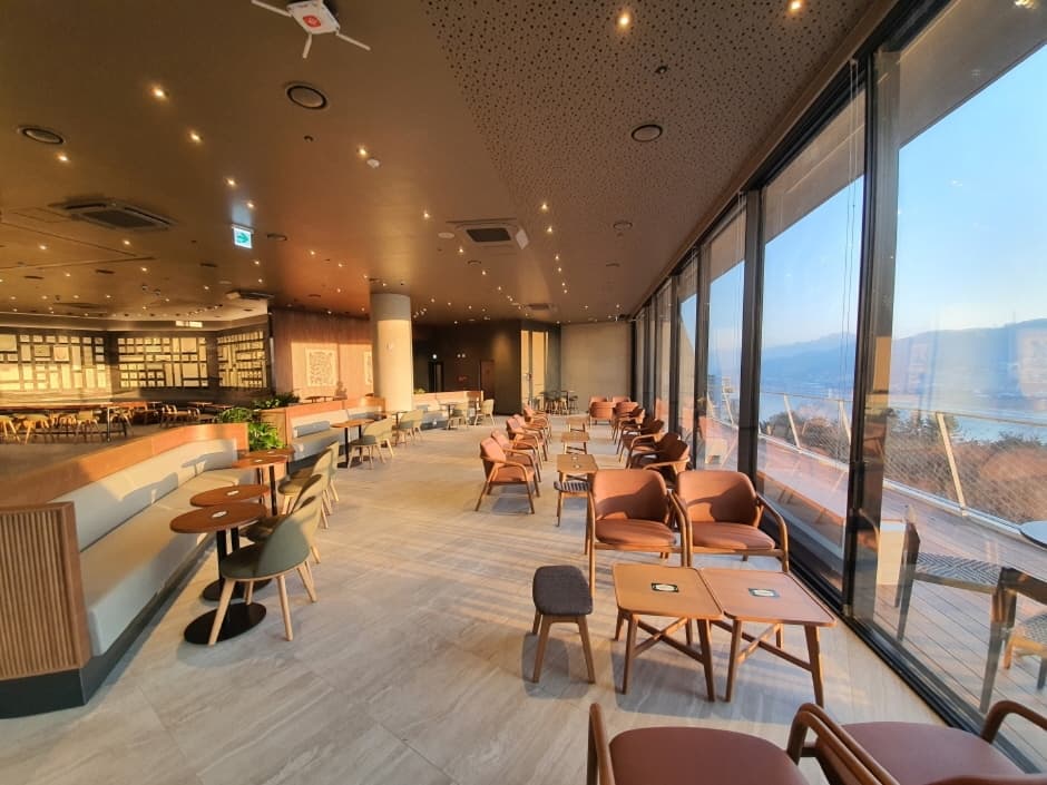 스타벅스 더북한강R점_5