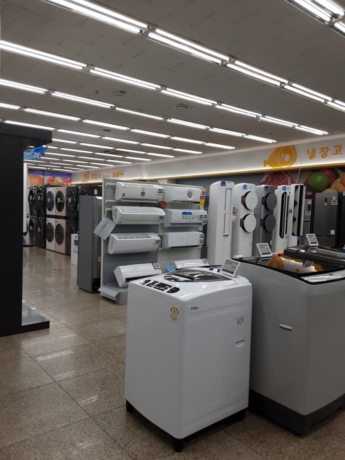 [事后免税店]Hi-Mart开封店(하이마트 개봉점)