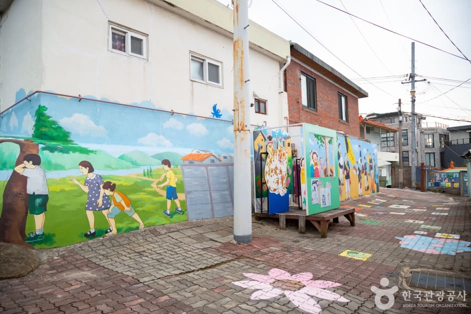 수암골 벽화마을 (2)