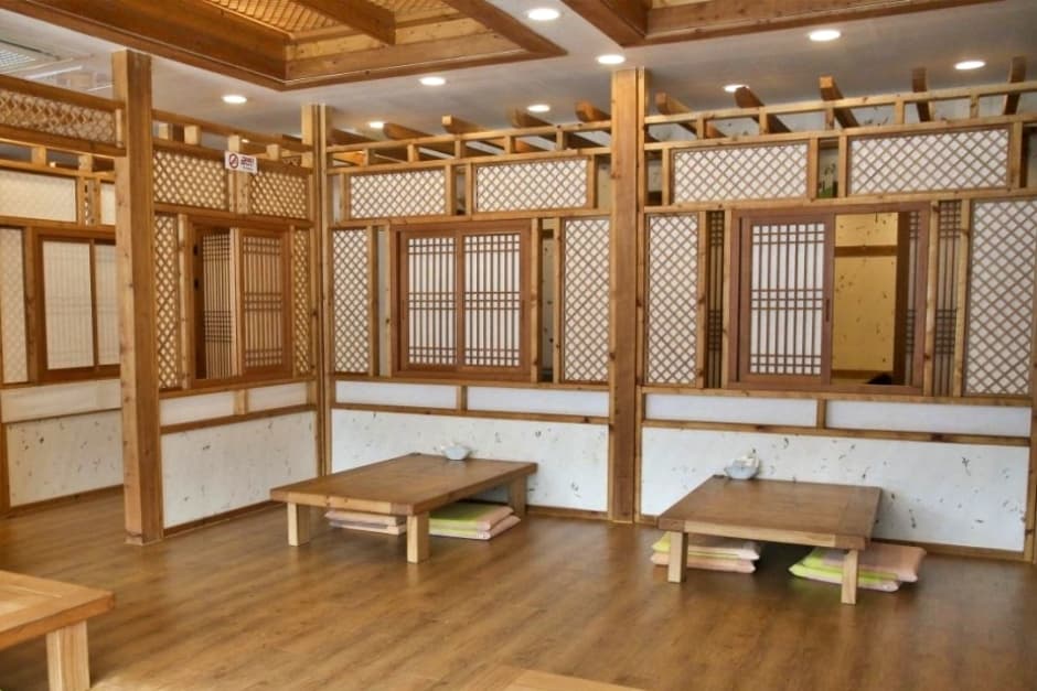 전라북도_고창군_퓨전한정식마실_실내