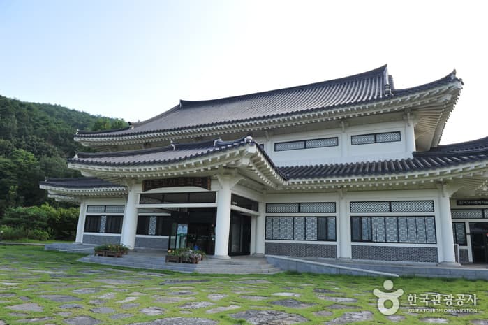 한국가사문학관