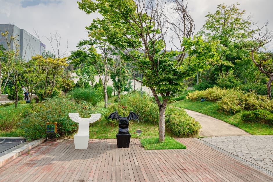 德坪自然服务区(덕평자연휴게소)